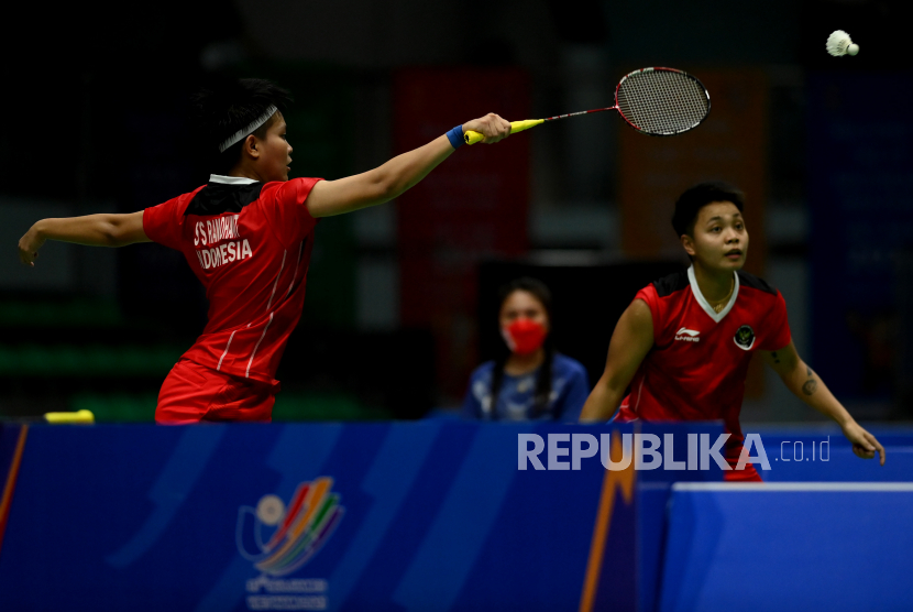 Ganda putri Indonesia, Apriyani Rahayu/Siti Fadia Silva Ramadhanti lolos ke final nomor perorangan cabang olahraga bulu tangkis pada SEA Games 2021.