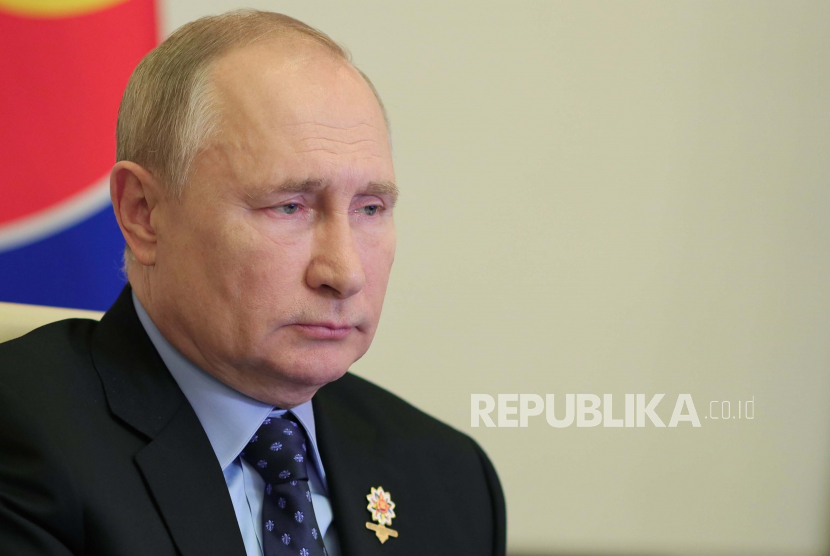 Presiden Rusia Vladimir Putin menuduh NATO dan negara Barat tingkatkan ketegangan di Laut Hitam. Ilustrasi.