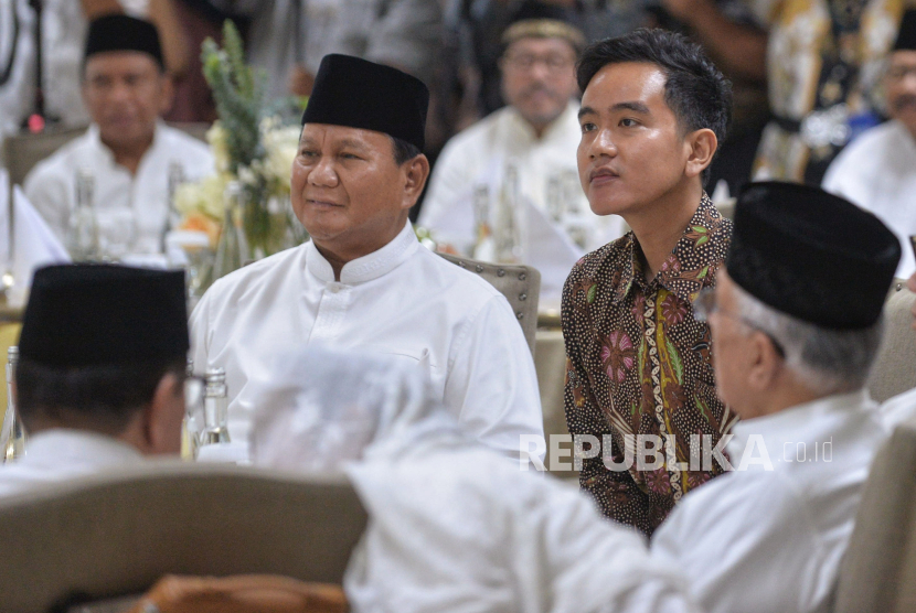 Presiden dan Wakil Presiden terpilih 2024-2029 Prabowo Subianto dan Gibran Rakabuming Raka. KPU menetapkan Prabowo-Gibran sebagai presiden dan wakil presiden terpilih pada Rabu.
