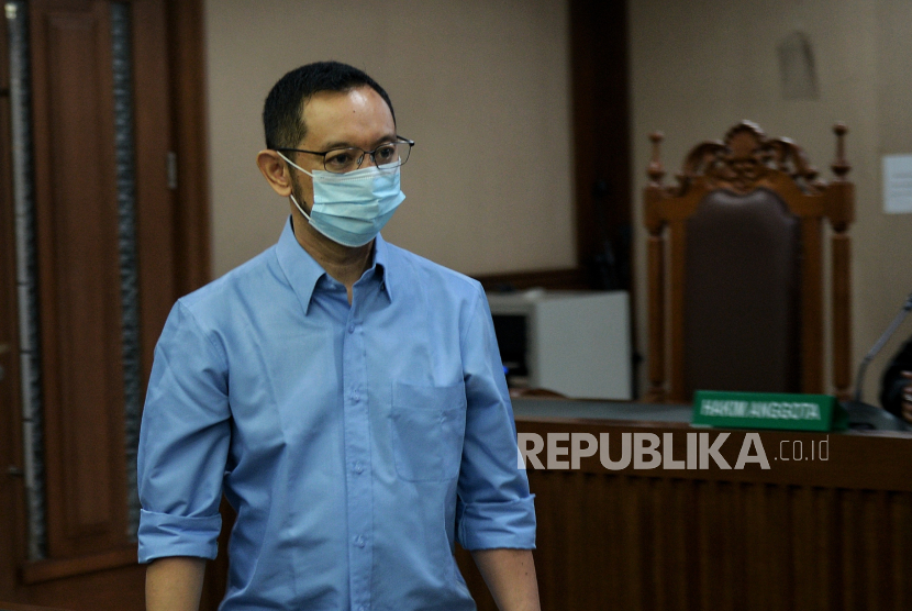 Terdakwa mantan Kepala Kantor Bea dan Cukai Makasar, Sulawesi Selatan,  Andhi Pramono