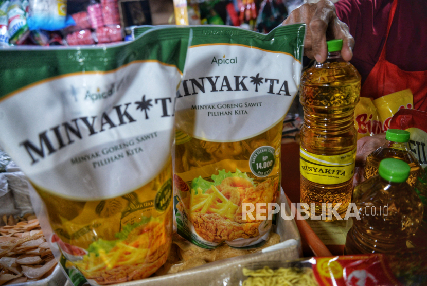 Kementerian Perdagangan (Kemendag) menyebutkan terjadi kenaikan harga minyak goreng rakyat atau MinyaKita menjadi Rp 17.058 per liter di 82 kabupaten/kota Indonesia.