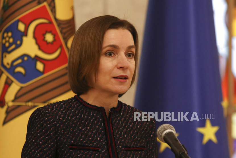  Presiden Moldova Maia Sandu mengatakan negaranya tidak terancam perang di tengah serangan Rusia ke Ukraina. Meski, katanya, Rusia berusaha merusak stabilitas Moldova.