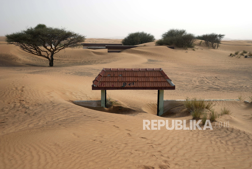Suhu panas di Uni Emirat Arab (UEA) melewati ambang batas 50 derajat Celcius
