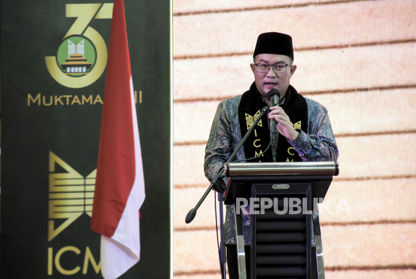 Ketua Umum Ikatan Cendekiawan Muslim se-Indonesia (ICMI) periode 2021-2026, Prof Arif Satria.