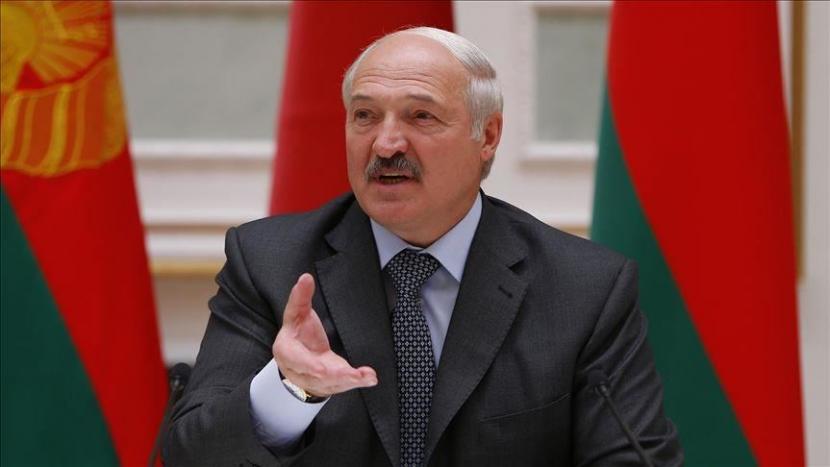  Amerika Serikat mengumumkan bahwa mereka tak lagi menganggap Alexander Lukashenko sebagai presiden sah Belarus.