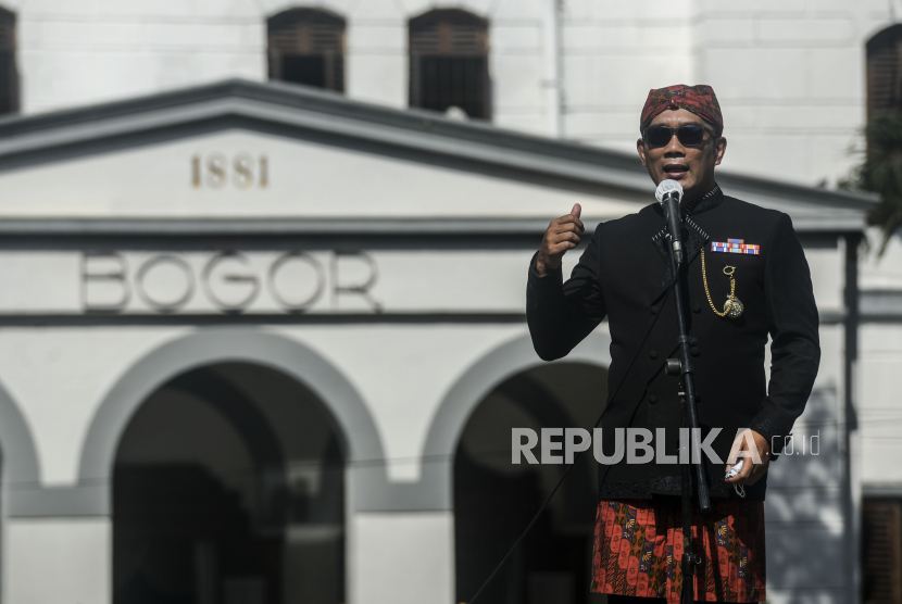 Gubernur Jawa Barat Ridwan Kamil mengatakan, makam pahlawan nasional asal Aceh Cut Nyak Dhien di Sumedang selalu dalam perawatan oleh Pemerintah Jawa Barat sehingga terjaga dengan baik. (Foto: Ridwan Kamil)