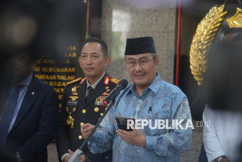 Jimly Ungkap Alasan Masuknya Kapolri Listyo Sigit dalam Komisi Percepatan Reformasi