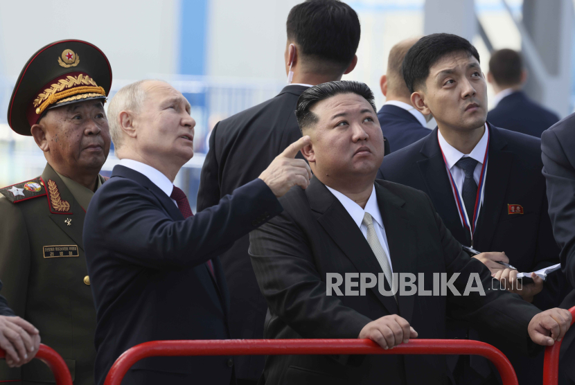Korea Utara pada Kamis (14/9/2023) mengatakan bahwa pemimpinnya Kim Jong Un dan Presiden Rusia Vladimir Putin mencapai “kesepakatan yang memuaskan dan kesamaan pandangan”