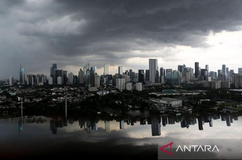 BMKG: Cuaca Jakarta Berawan pada Pagi dan Malam Hari