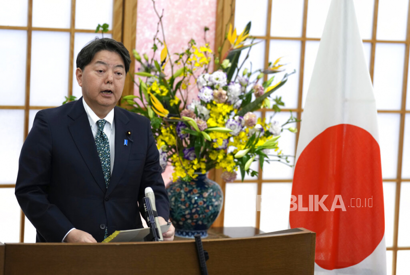 Menteri Luar Negeri Jepang Yoshimasa Hayashi akan menghadiri pertemuan dengan para menlu Perhimpunan Bangsa-Bangsa Asia Tenggara (ASEAN) di Jakarta, pekan depan. 