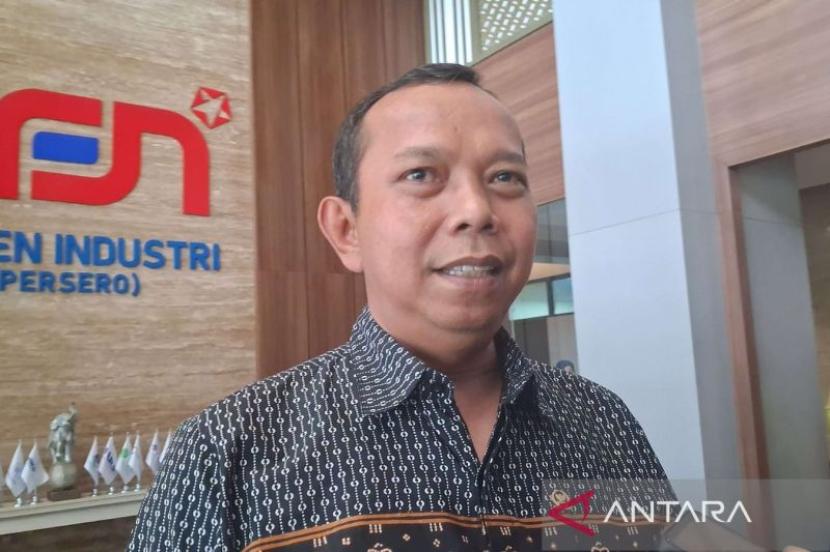 Komisi VII dukung Len kuasai teknologi semikonduktor-energi terbarukan.