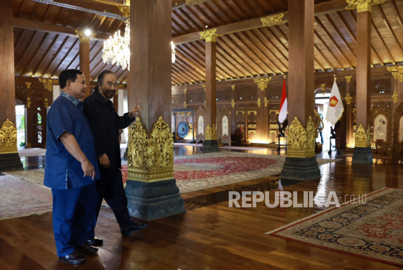 Ketua Umum Partai Nasdem, Surya Paloh menemui Ketua Umum Partai Gerindra, Prabowo Subianto di Padepokan Garuda Yaksa, Kabupaten Bogor, Ahad (5/3). (Partai Gerindra). 