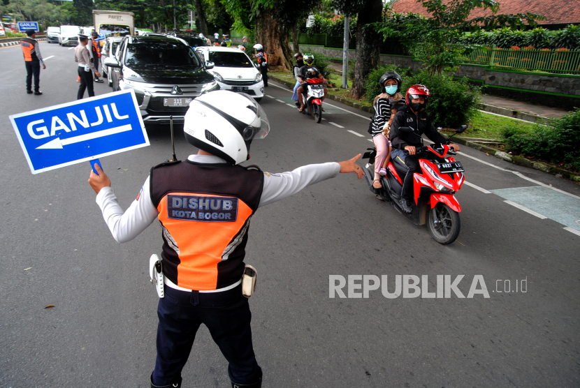 Ilustrasi. Polresta Bogor Kota mendata kepadatan lalu lintas (lalin) ke tempat-tempat wisata di wilayahnya mulai menurun sejak H+2 libur Lebaran 2022 atau Kamis (5/5/2022).