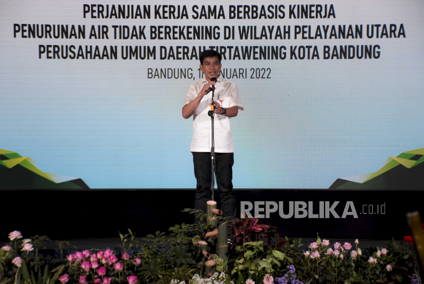 Direktur Utama Perumda Tirtawening Kota Bandung Sonny Salimi. 