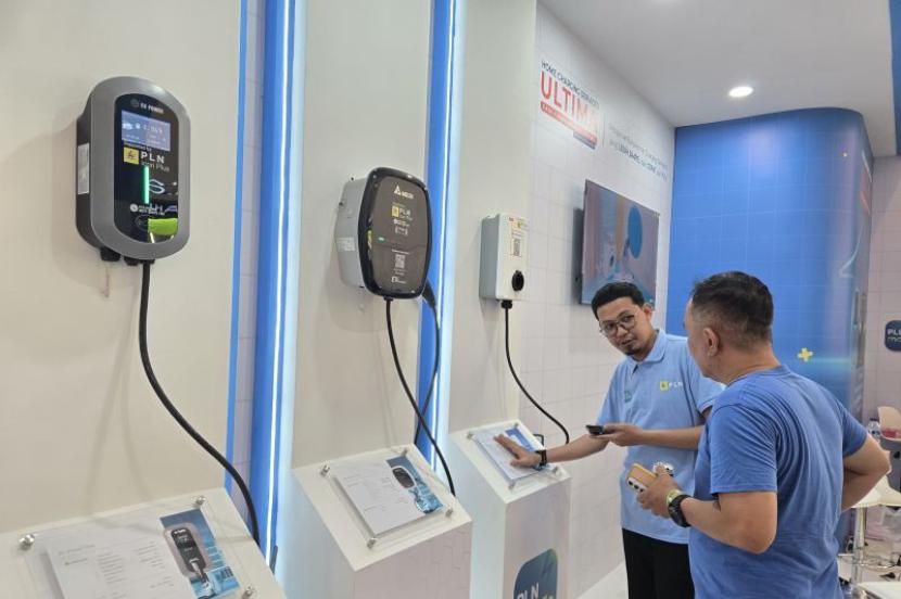 PLN Tawarkan Diskon Layanan Pengisian Daya di GIIAS Makassar 2025