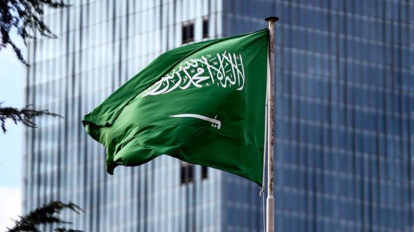 Arab Saudi mencabut pembatasan perjalanan terkait Covid-19 pada warganya yang bepergian ke Turki, Ethiopia, Vietnam, dan India.