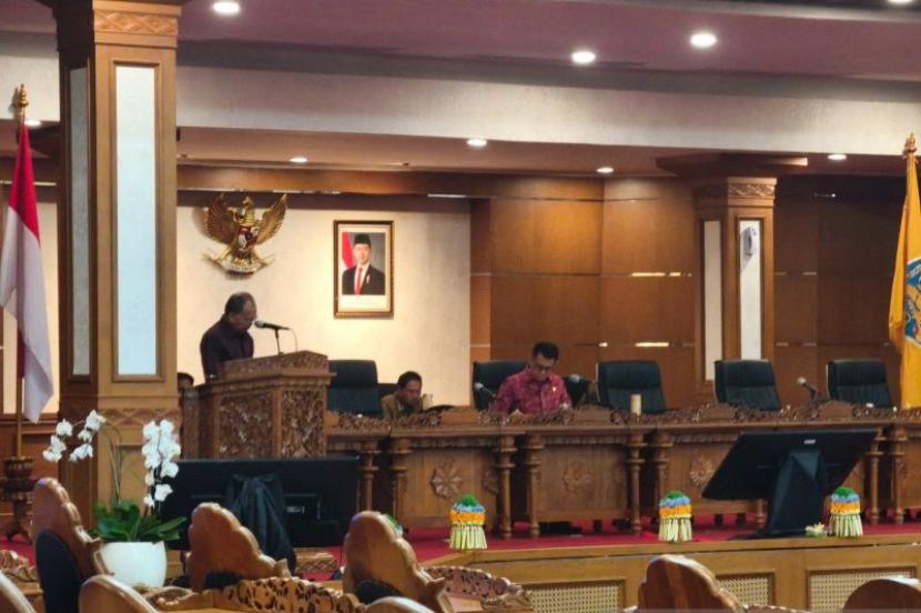 DPRD Bali Setujui Tim Pembahasan Raperda Perubahan APBD 2026 dan APBD 2027