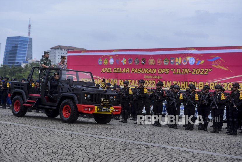 Ilustrasi personel gabungan TNI - Polri.