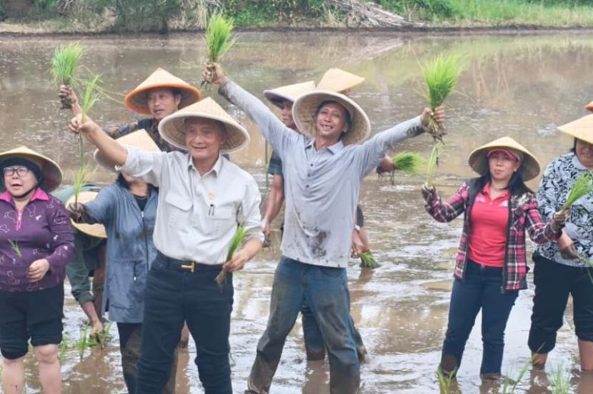 Kementerian PU kembangkan JIAT di Desa Wasian Minahasa.