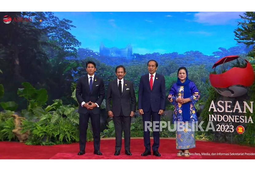Pangeran Mateen mendampingi Sultan Brunei Darussalam, Hassanal Bolkiah menghadiri KTT ASEAN ke 43, Selasa (5/9/2023).