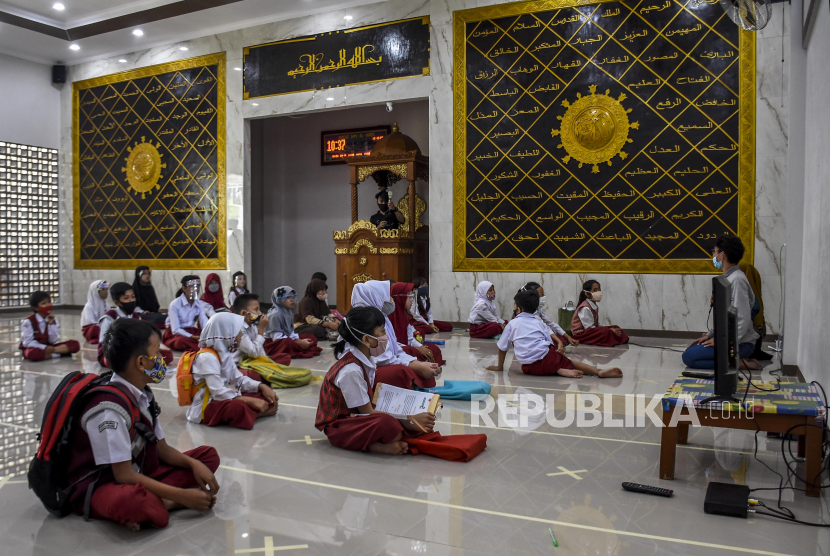 Pemprov Sulteng Dukung Program Belajar dari Masjid (ilustrasi).