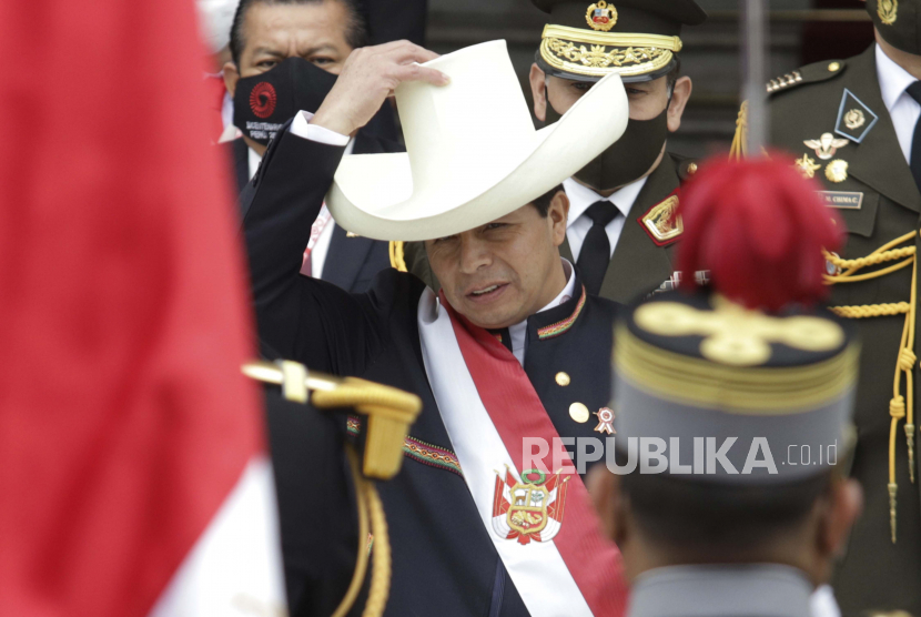 Adik ipar Presiden Peru Pedro Castillo, Yenifer Paredes, menjalani 30 bulan penahanan pra-persidangan karena kasus korupsi