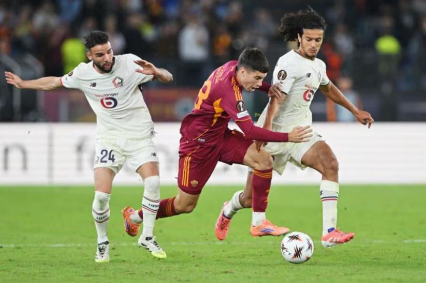 Calvin Verdonk turut bantu Lille menang 1-0 atas AS Roma.