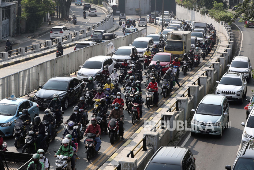 Ilustrasi lalu lintas di Jakarta.