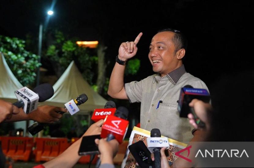 Prabowo Tekankan Pentingnya Aktifkan Kembali Karang Taruna dan Pramuka