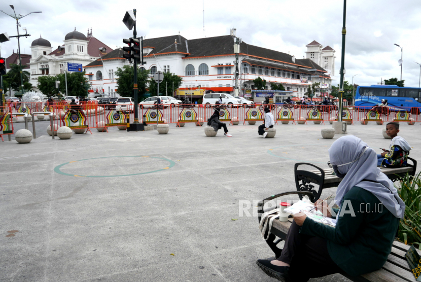 Pembatasan Kegiatan Masyarakat di DIY dengan Kearifan Lokal (ilustrasi).