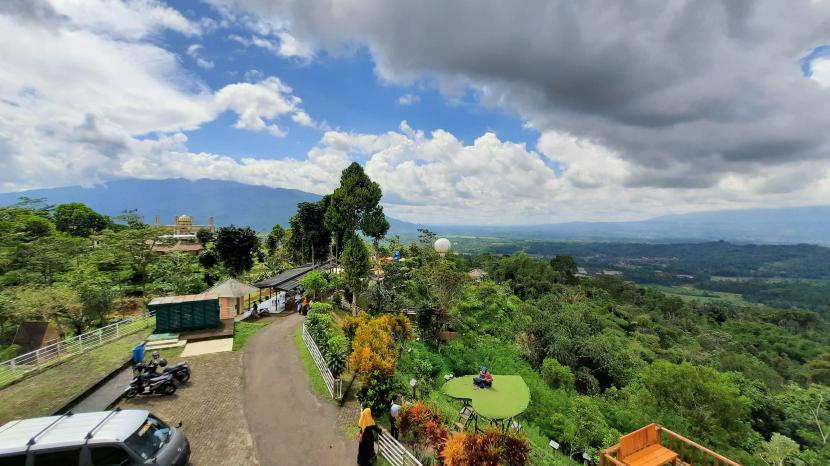 Desa Guranteng, Kolaborasi SOCTRAVO Kenalkan Wisata Alam dan Budaya