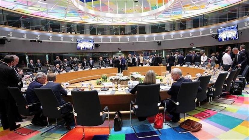 Uni Eropa pada Selasa (27/7) menyerukan pemulihan lembaga-lembaga demokrasi, termasuk aktivitas parlementer dan penghormatan hak asasi manusia di Tunisia.