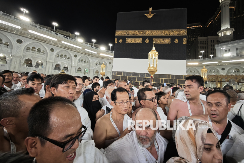 Menag Nasaruddin Lakukan Umrah Wajib Jelang Puncak Haji