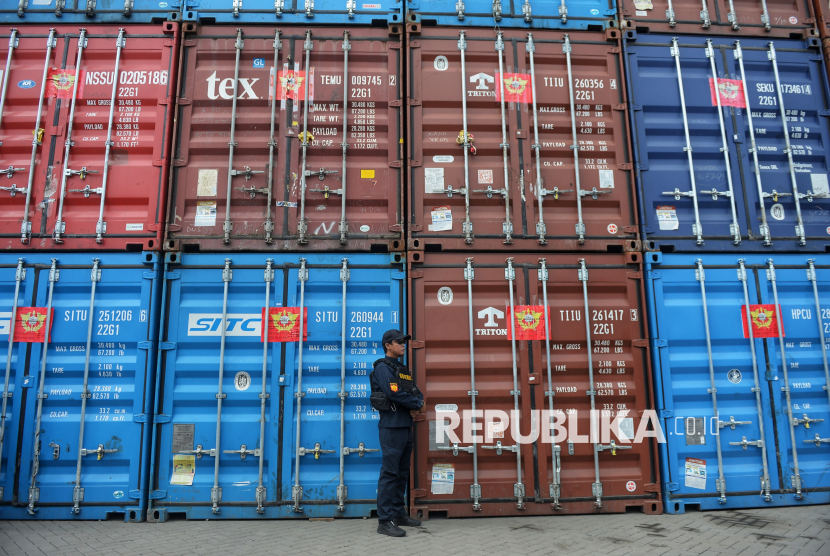 Langgar Aturan Ekspor, 1.802 Ton Produk Turunan Sawit Diamankan Petugas