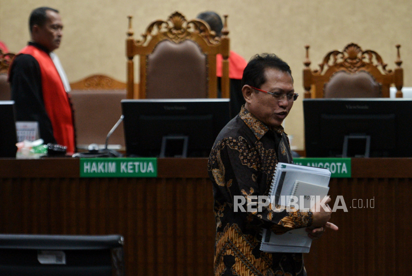 Terdakwa Sekretaris Mahkamah Agung (MA) nonaktif Hasbi Hasan menjalani sidang di Pengadilan Tipikor Jakarta.