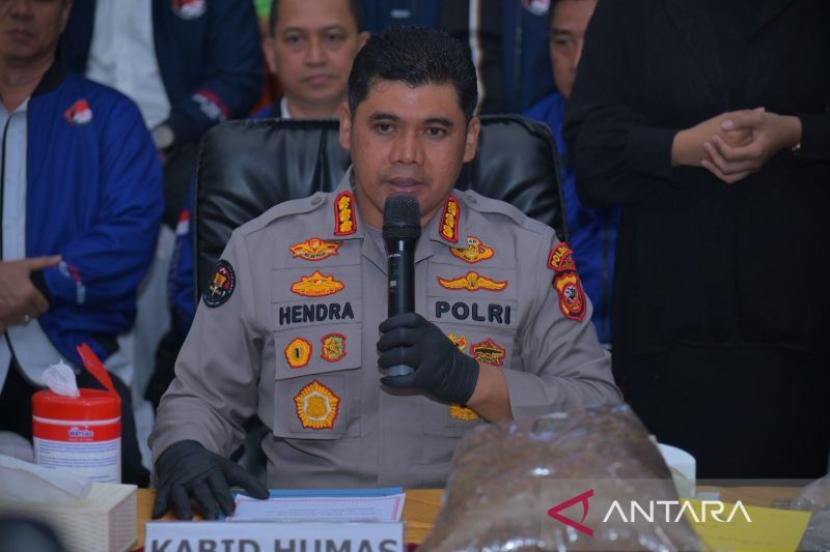 Polda Jabar selidiki dugaan penyekapan wanita selama tiga tahun.