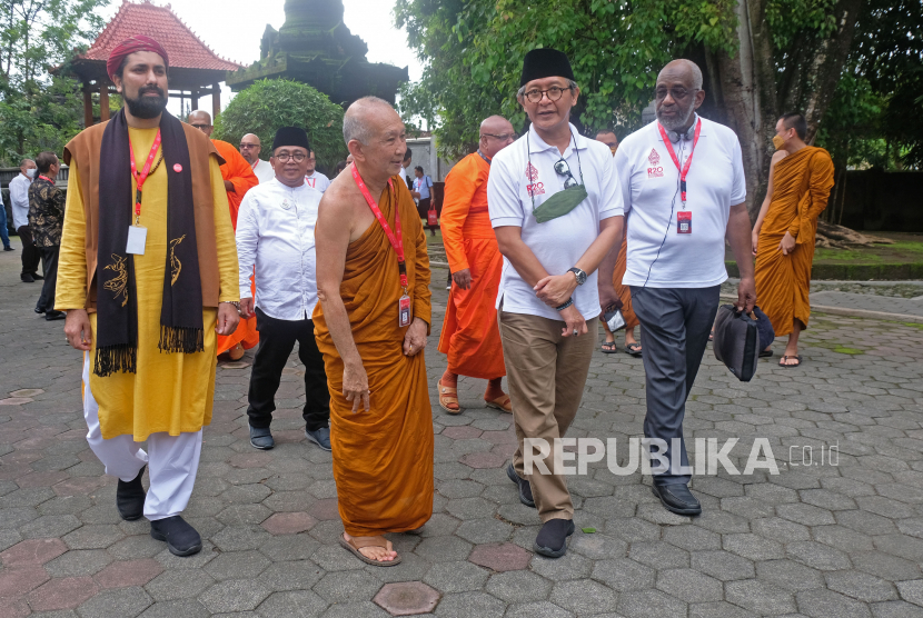 Ilustrasi keberagaman dan upaya mencegah intoleransi.