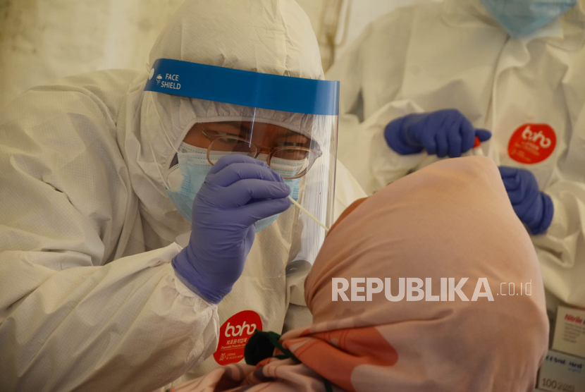 Dinas Kesehatan (Dinkes) Kota Bogor menemukan delapan kasus positif Covid-19 baru, Sabtu (25/7) (Foto: ilustrasi tes usap)