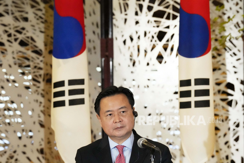  Menteri Luar Negeri Korea Selatan Cho Hyundong.