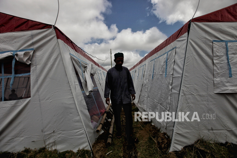 Tenda pengungsi (ilustrasi).