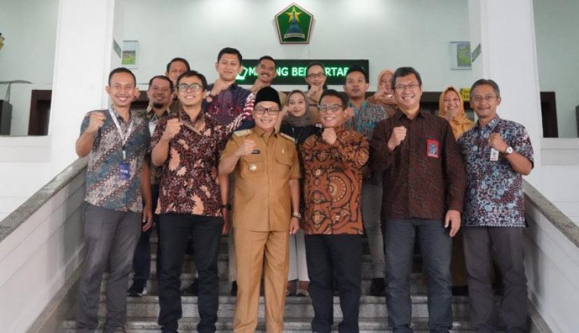 Telkom melakukan audiensi dengan Pemkot Malang. (Telkom Indonesia)