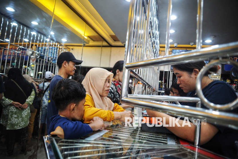 Emas perhiasan terus mengalami inflasi sejak September 2023.