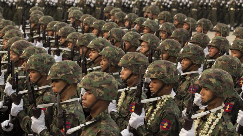 Kelompok masyarakat sipil melaporkan pasukan junta telah menewaskan 934 orang sejak kudeta militer di Myanmar.