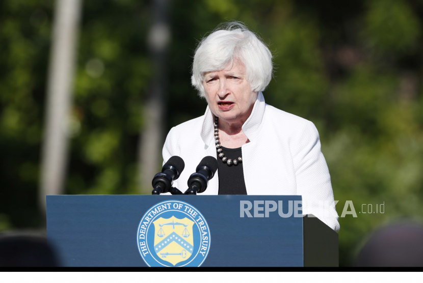 Menteri Keuangan Amerika Serikat (AS) Janet Yellen mengecam perang brutal dan tidak adil Rusia di Ukraina yang memberikan dampak negatif ke dunia