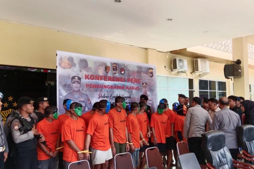 Polres Lombok Tengah tangkap 32 tersangka kasus kejahatan.