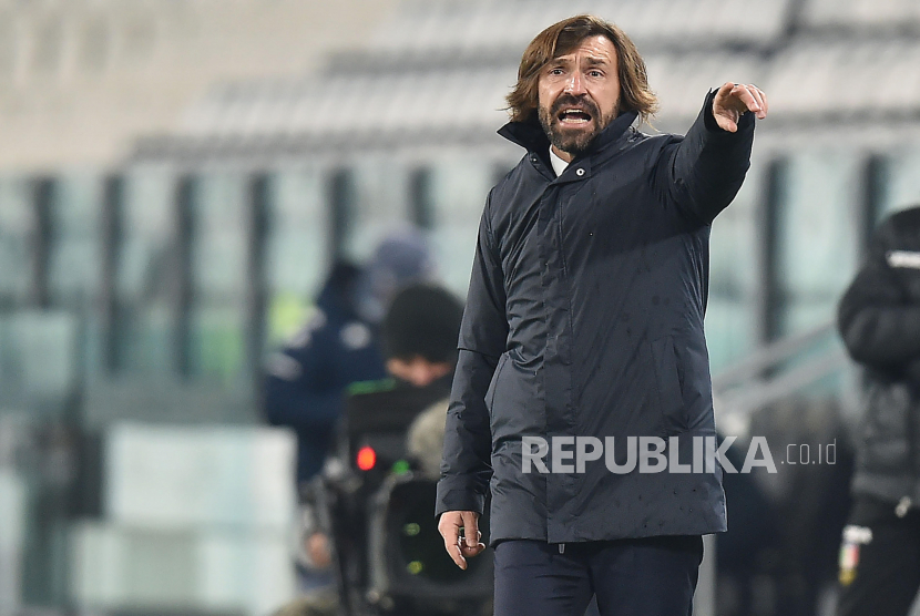  Juventus berencana mengganti posisi pelatih Andrea Pirlo.
