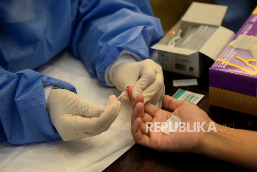 Dinas Kesehatan (Dinkes) Kota Sukabumi, Jawa Barat menyatakan, persentase kesembuhan pasien COVID-19 di daerah itu menurun (Foto: ilsutrasi)