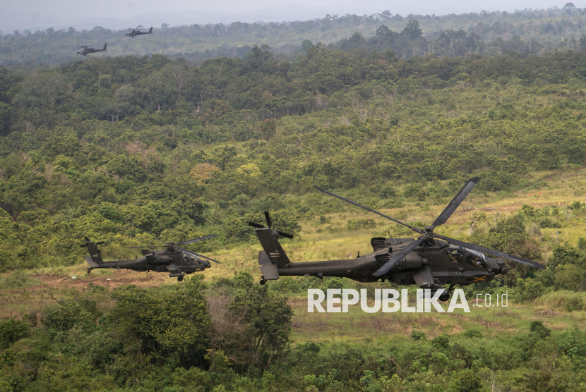 Ilustrasi helikopter. Helikopter jatuh di kawasan hutan Gunung Belumutan, Desa Emil Baru, Kecamatan Mentewe, Tanah Bumbu, Kalimantan Selatan.