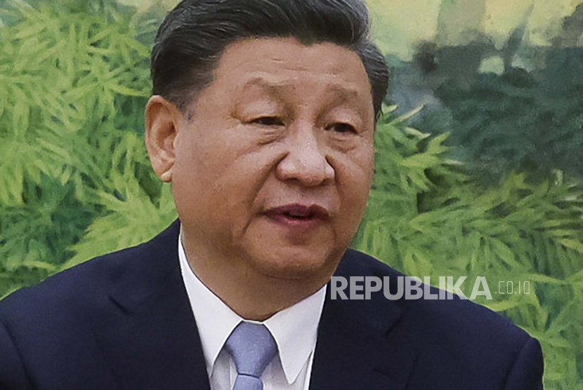 Presiden Cina, Xi Jinping mengganti dua pemimpin unit elit yang mengelola persenjataan nuklirnya.
