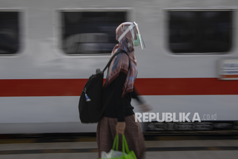 Jumlah penumpang KA mengalami peningkatan masuki libur Maulid Nabi Muhammad SAW dan cuti bersama yang bertepatan akhir pekan 28 Oktober-1 November 2020. Karenanya, PT KAI Daop 6 Yogyakarta menambah jumlah perjalanan kereta api.